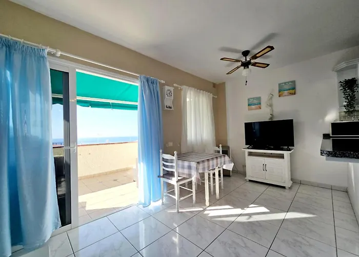 Los Gigantes Amazing Sea View Wifi Pool Parking
